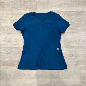 Cherokee Infinity Scrub Top